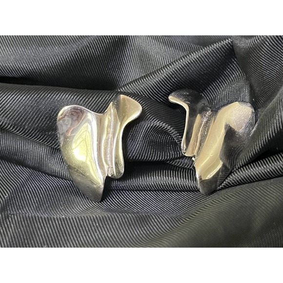 Vintage Accessocraft NYC Clip Earrings Modernist Style Clip Earrings 1"x1" - Picture 10 of 10